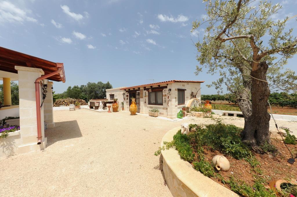 B&B Il Giardino Degli Ulivi Torre Santa Sabina Eksteriør billede